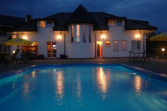 Brydar With Sauna, Swimming Pool And Jacuzzi Мельно Экстерьер фото